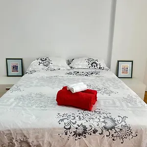  Apartamento Antares House Premium, Estudio Con Piscina España